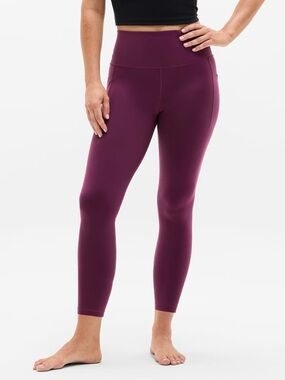 Athleta Salutation Stash High Rise
Legging